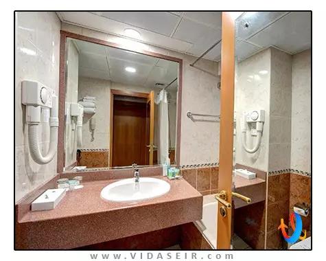 گلدن تولیپ دیره دبی