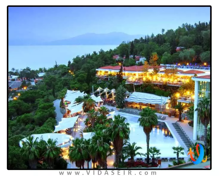 پاین بی هالیدی ریزورت کوش آداسی