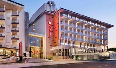 هتل رامادا سوئیت کوش آداسی