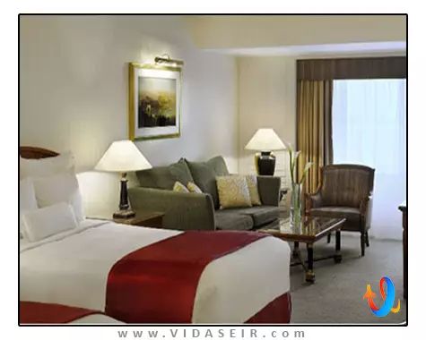 بریستول این دبی