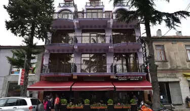 هتل آنتیکا باتومی