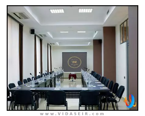 آنی سنترال این ایروان