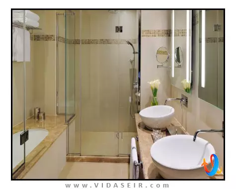 آوانی دیره دبی