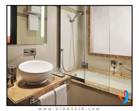 آوانی دیره دبی