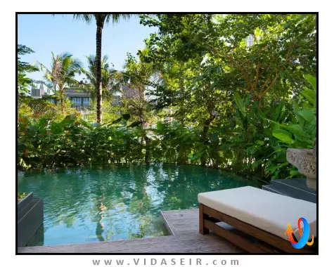 آپوروا کمپینسکی بالی