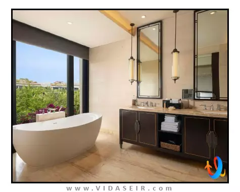 آپوروا کمپینسکی بالی