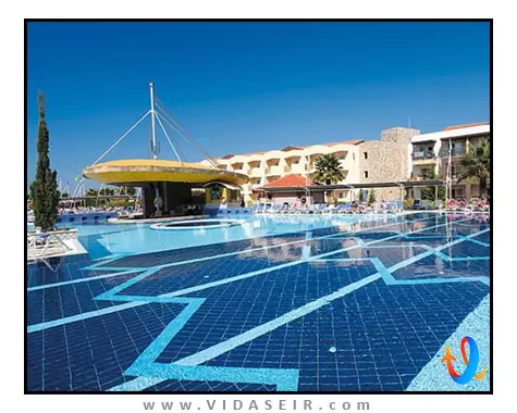 آکوا فانتزی آکواپارک کوش آداسی