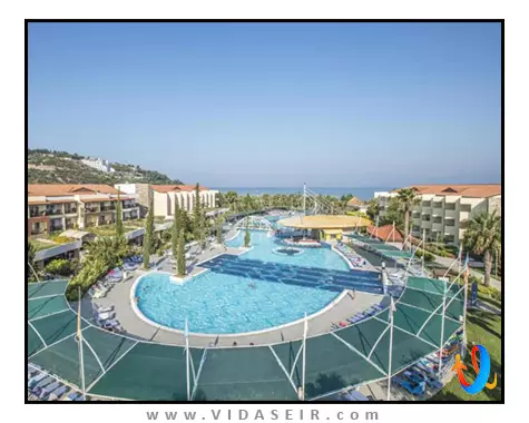 آکوا فانتزی آکواپارک کوش آداسی