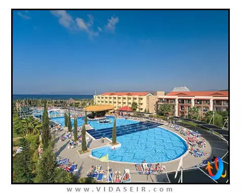 آکوا فانتزی آکواپارک کوش آداسی