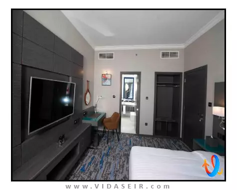 اج کریک ساید دبی