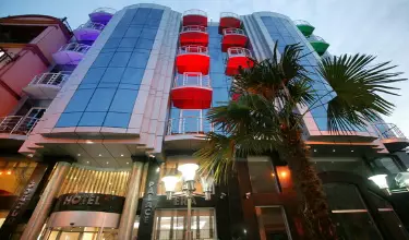 هتل ارا پالاس باتومی