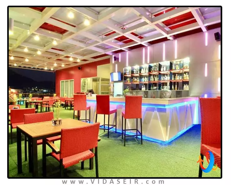 اسلیپ ویت می پوکت