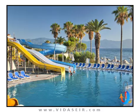 افسیا هالیدی بیچ کلاب کوش آداسی