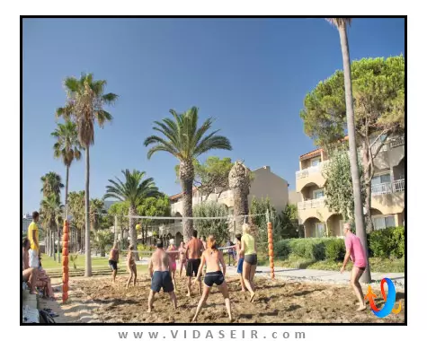 افسیا هالیدی بیچ کلاب کوش آداسی