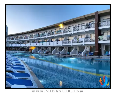 افسیا هالیدی بیچ کلاب کوش آداسی