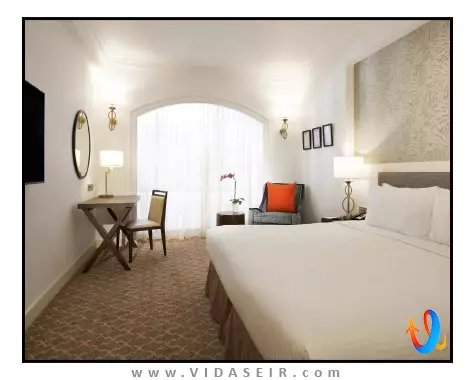 اورچاد رندزووس بای فار ایست هاسپیتالیتی سنگاپور