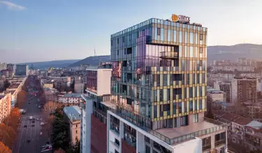 هتل اونیکس تفلیس