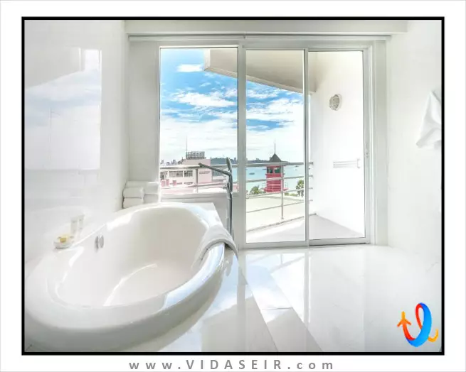 ای وان رویال کروز پاتایا