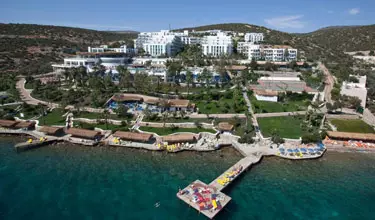 هتل بدروم هالیدی ریزورت اند اسپا