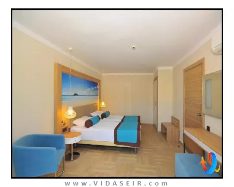 بلو بی پلاتینیوم مارماریس