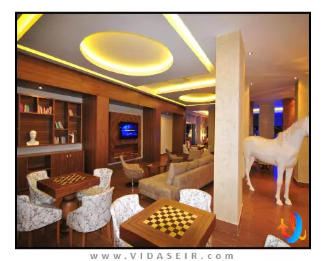 بلو بی پلاتینیوم مارماریس