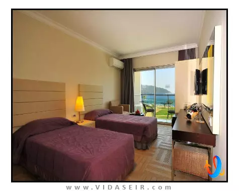 بلو بی پلاتینیوم مارماریس