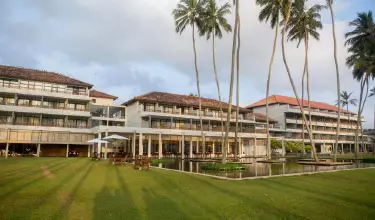 هتل بلو واتر بنتوتا