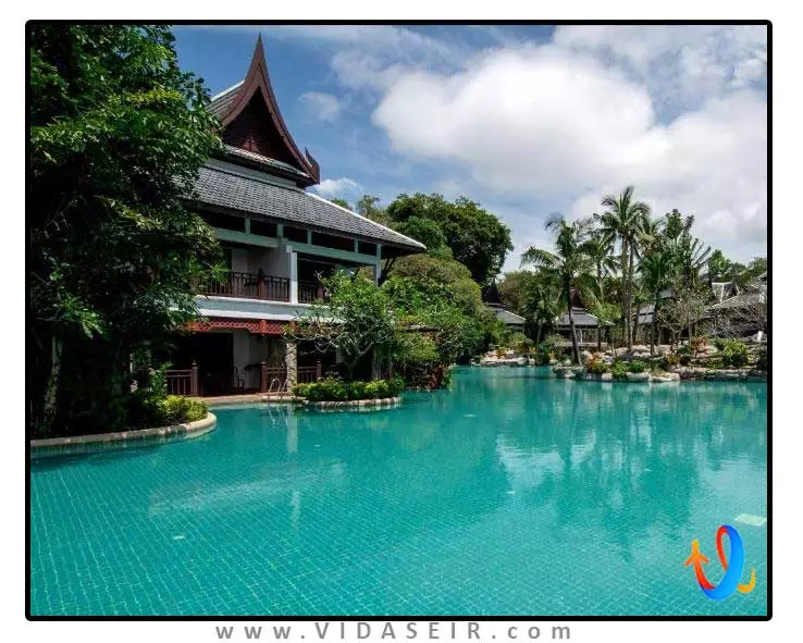 تاورن بیچ ویلیج پوکت