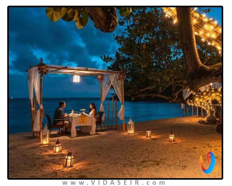 تاورن بیچ ویلیج پوکت