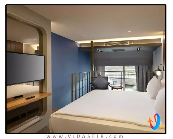 تایتانیک دلوکس لارا آنتالیا