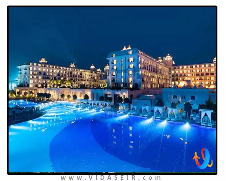 تایتانیک دلوکس گلف بلک آنتالیا