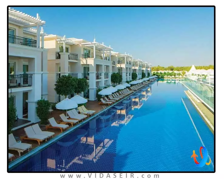 تایتانیک دلوکس گلف بلک آنتالیا