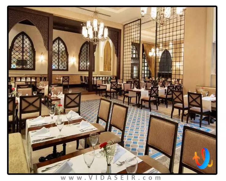 تایتانیک دلوکس گلف بلک آنتالیا