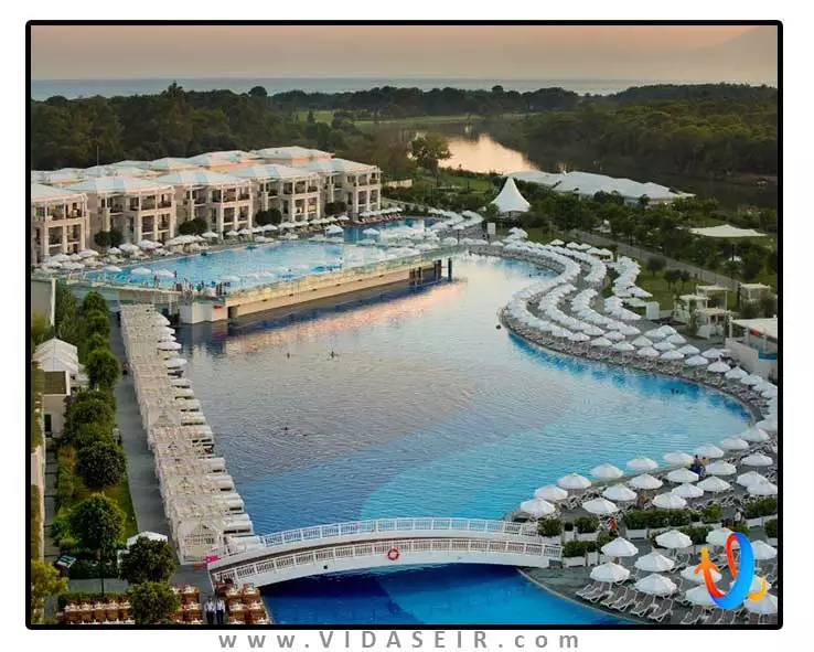 تایتانیک دلوکس گلف بلک آنتالیا