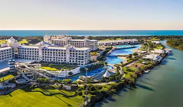 هتل تایتانیک دلوکس گلف بلک آنتالیا