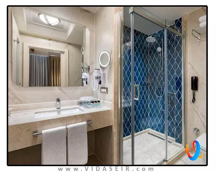 تایتانیک سیتی تکسیم استانبول