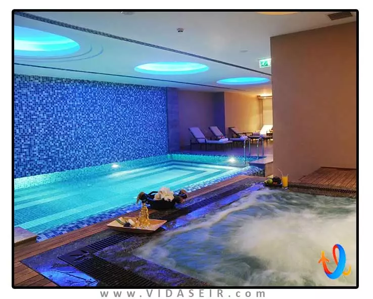 تایتانیک سیتی تکسیم استانبول