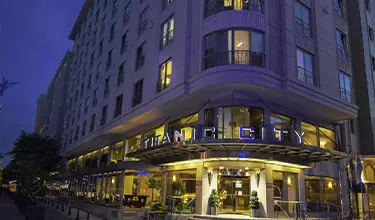 هتل تایتانیک سیتی تکسیم استانبول