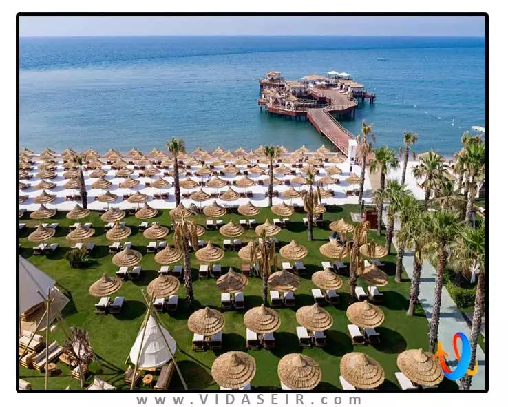 تایتانیک مردان پالاس آنتالیا