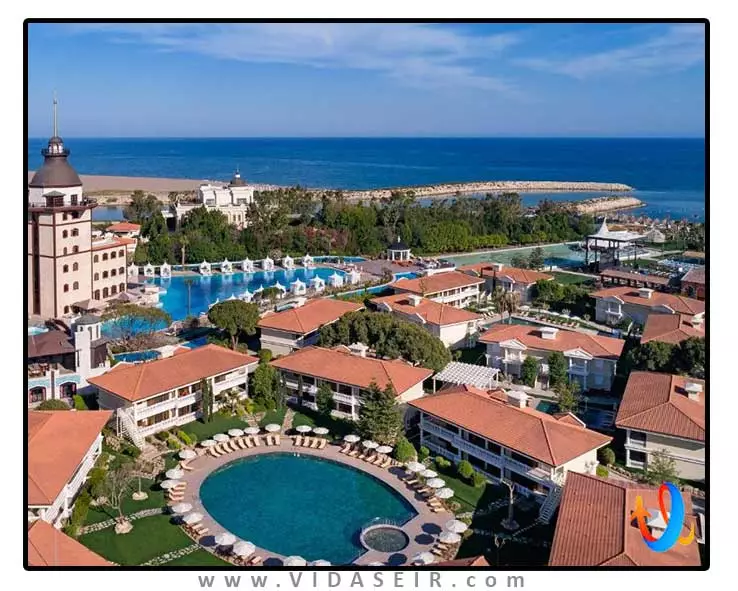 تایتانیک مردان پالاس آنتالیا