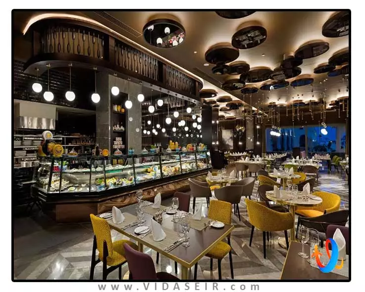 تایتانیک مردان پالاس آنتالیا