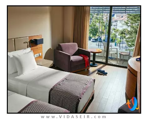 تی یو آی بلو گرند آزور مارماریس