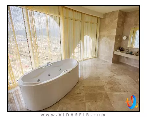 جی آر دبلیو ولموند باتومی