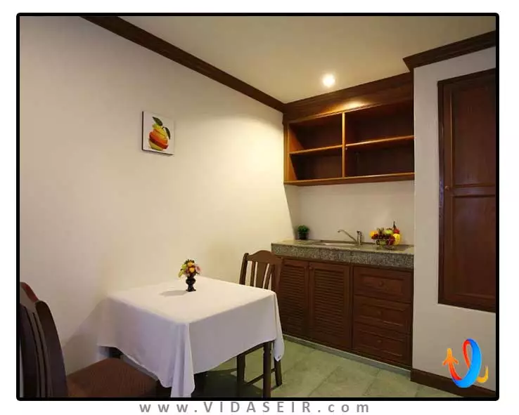 جیراپورن هیل پوکت