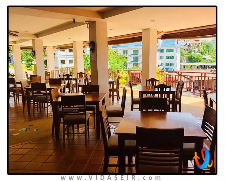 جیراپورن هیل پوکت