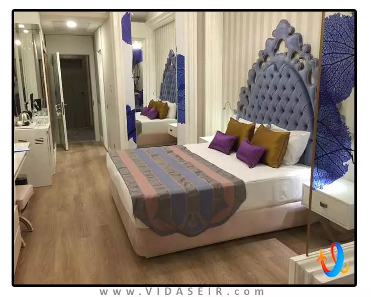 دلفین بی گرند ریزورت آنتالیا