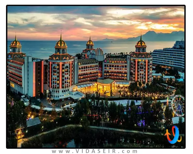 دلفین بی گرند ریزورت آنتالیا