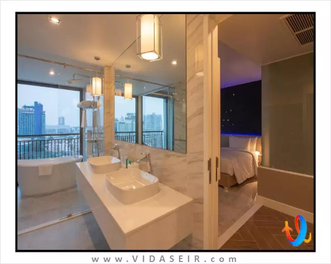 دیسکاوری بیچ پاتایا