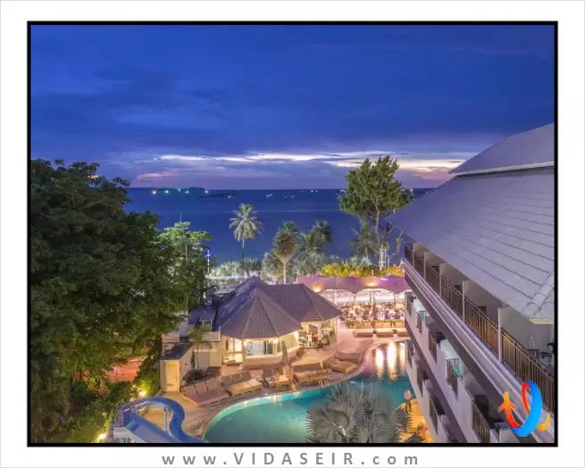 دیسکاوری بیچ پاتایا