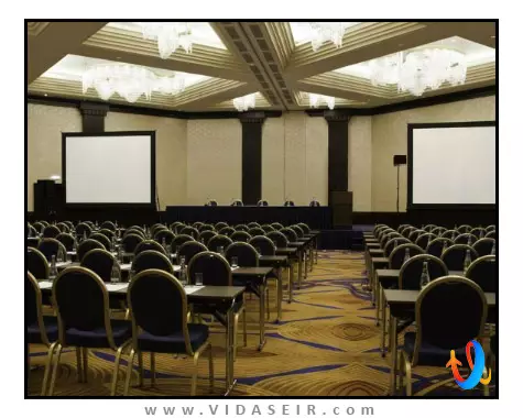 رنسانس مسکو مونارک سنتر